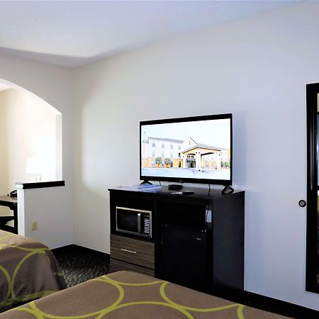 Super 8 By Wyndham High Point/Greensboro Exterior foto