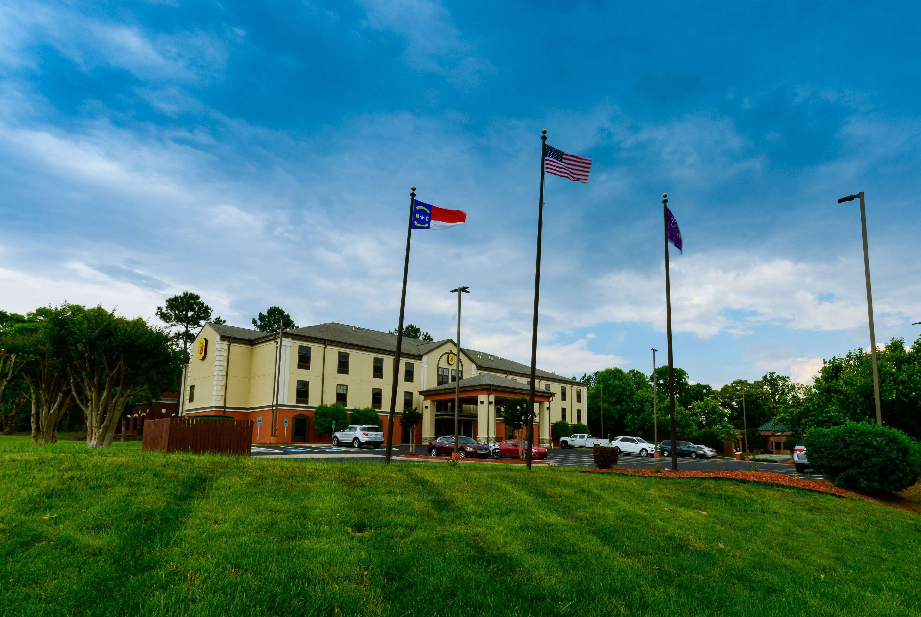 Super 8 By Wyndham High Point/Greensboro Exterior foto